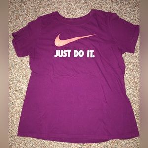 Women's Nike T Shirt Size XL